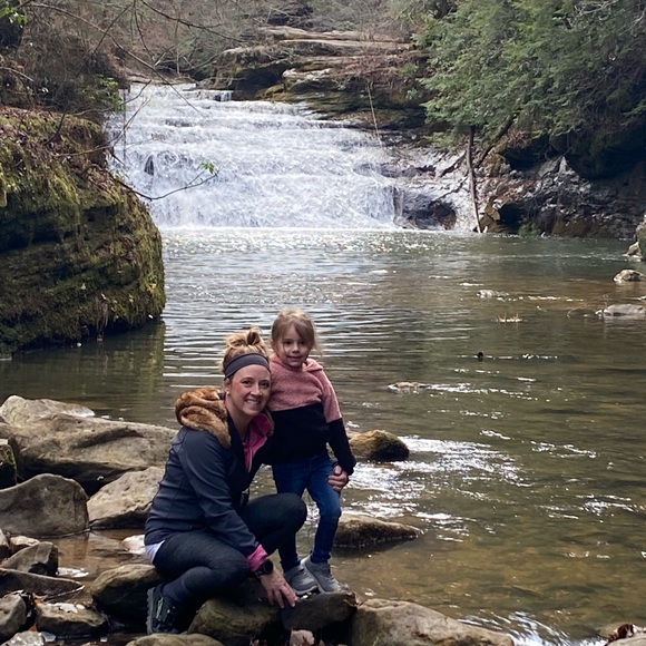 Meet your Posher, Meghan - Picture 1 of 1